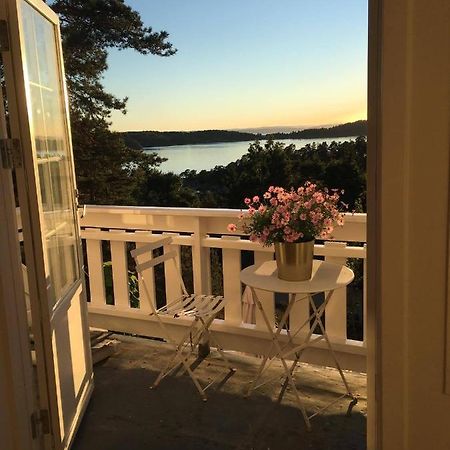 Leilighet I Sorlandshus I Son - Sjoutsikt - Naer Son Spa Экстерьер фото
